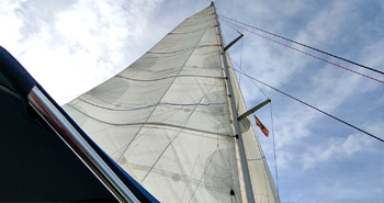 Katamaran Segel- und Manövertraining